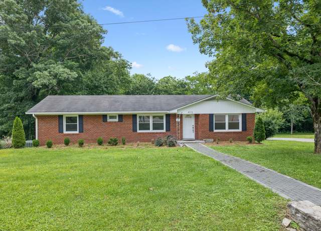 Property at 415 Porter Cir, Columbia, TN 38401, 4 beds, 2.5 baths