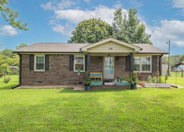 Property at 530 Davis St, Smithville, TN 37166, 3 beds, 1 bath
