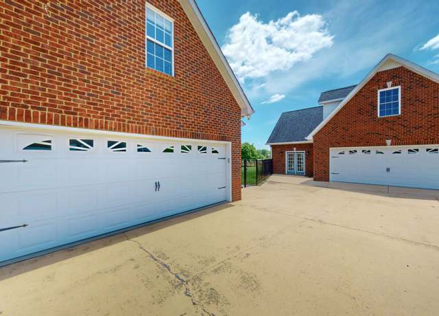 Property at 76 Grace Haven Ct, Hillsboro, TN 37342, 3 beds, 2.5 baths