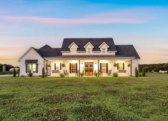 Property at 426 Maple Bend Rd, Winchester, TN 37398, 4 beds, 2.5 baths