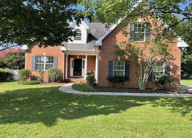 Property at 236 Comer Cir, Murfreesboro, TN 37128, 3 beds, 2.5 baths