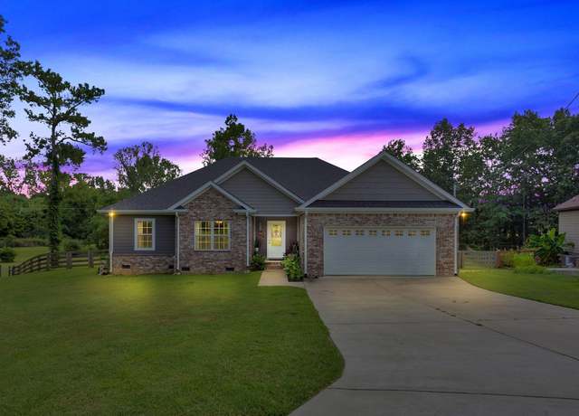 Property at 726 Lynnwood Ave, Lewisburg, TN 37091, 3 beds, 2.5 baths