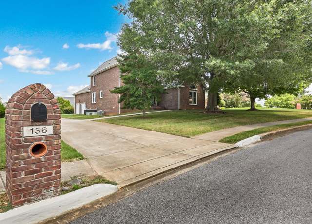 Property at 156 Archgate Ct, Clarksville, TN 37043, 4 beds, 2.5 baths