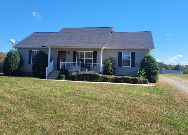 Property at 3124 Rich Dr, Lewisburg, TN 37091, 3 beds, 2.5 baths