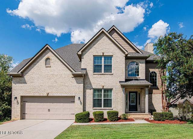 Property at 2322 Mystic Ridge Rd, Knoxville, TN 37922, 5 beds, 4 baths