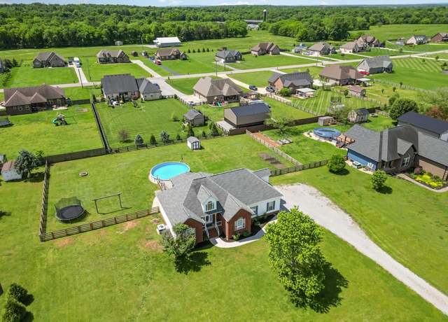 Property at 1997 Overland Dr, Chapel Hill, TN 37034, 3 beds, 3 baths