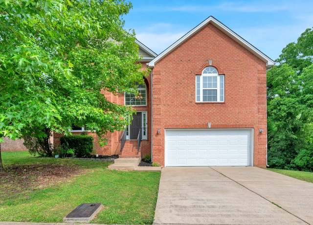Property at 1561 Constitution Ave, Nashville, TN 37207, 3 beds, 2.5 baths