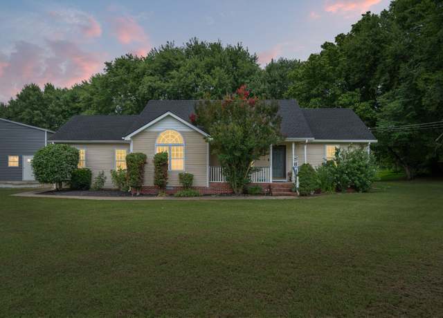 Property at 221 Lehman Trl, Murfreesboro, TN 37128, 3 beds, 2 baths