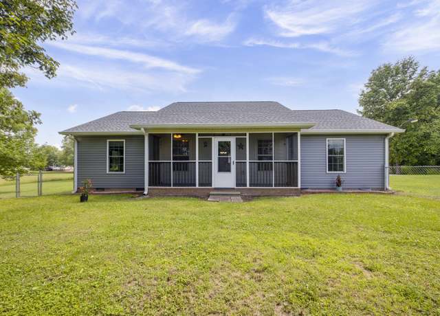 Property at 880 Denning Ford Rd, Portland, TN 37148, 3 beds, 2 baths
