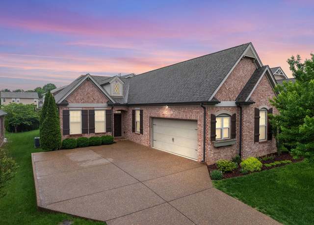 Property at 1740 Hartford Ln, Mount Juliet, TN 37122, 3 beds, 2.5 baths