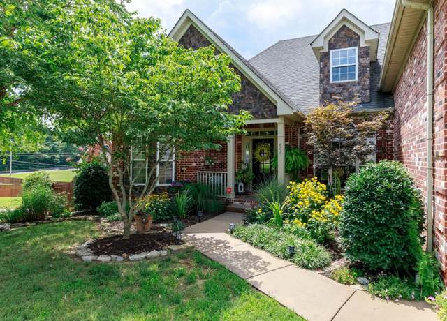 Property at 607 Windtree Pass, Mount Juliet, TN 37122, 4 beds, 3 baths