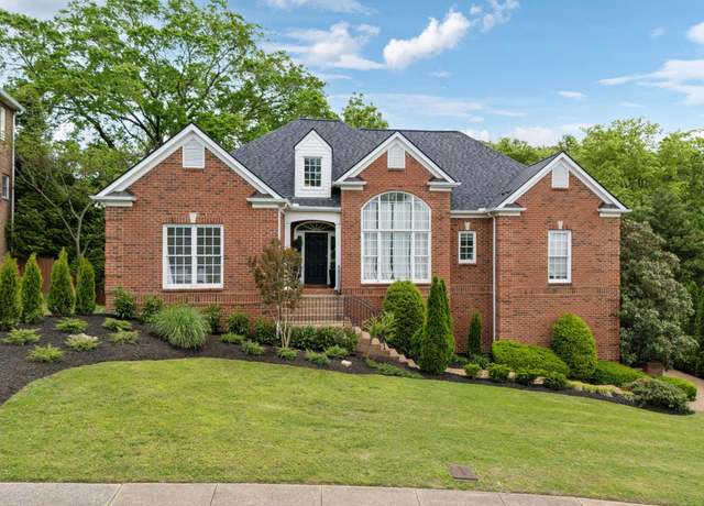 Property at 5608 Montelle Ln, Nashville, TN 37211, 4 beds, 3 baths