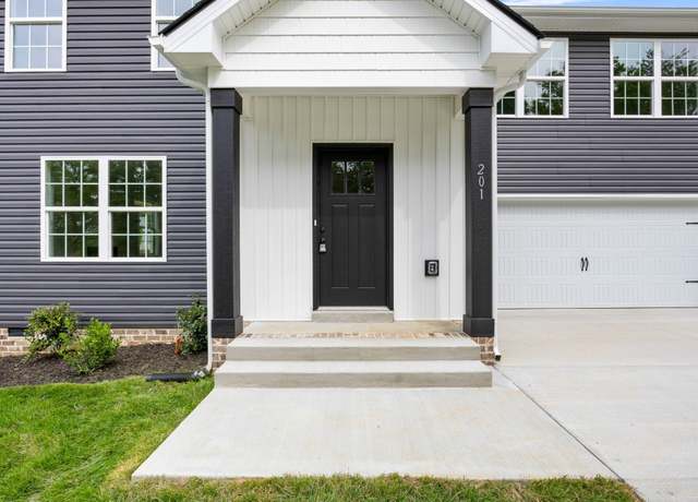 Property at 201 Wade Hampton Ln, Clarksville, TN 37040, 3 beds, 2.5 baths