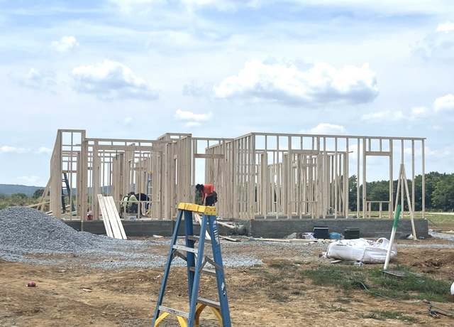 Property at 2625 Unitas Drive Lot 22, Murfreesboro, TN 37129, 3 beds, 3 baths