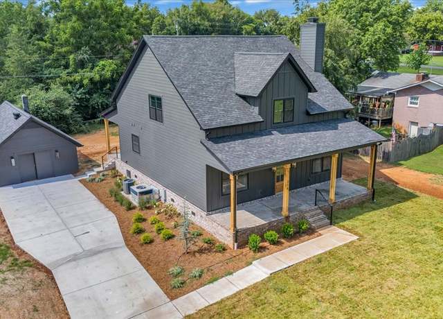 Property at 316 Compton Rd, Murfreesboro, TN 37130, 2 beds, 2.5 baths