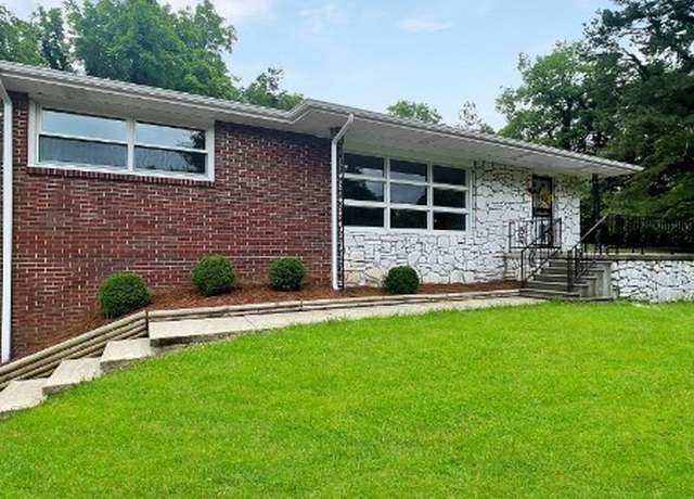 Property at 162 Church St, Dover, TN 37058, 3 beds, 1 bath