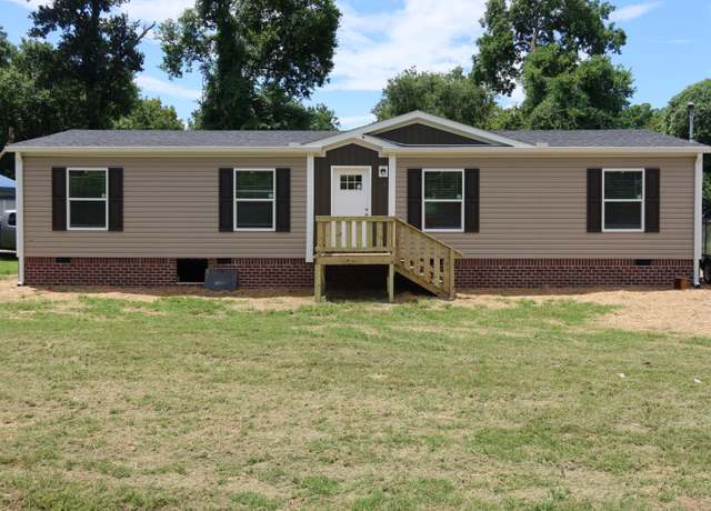 Property at 286 Morton Ave, Gallatin, TN 37066, 3 beds, 2 baths