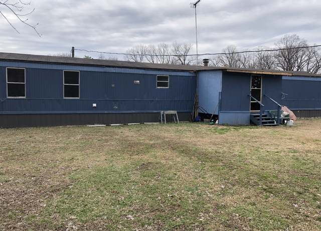 Property at 200 Cedar St, Cottage Grove, TN 38224, 3 beds, 2 baths