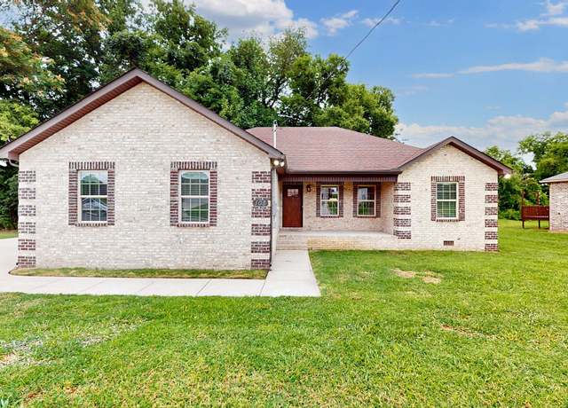 Property at 108 Virginia Ct, Shelbyville, TN 37160, 3 beds, 2 baths