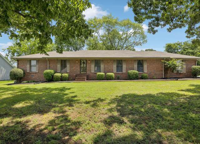 Property at 215 Primrose Ln, Lebanon, TN 37087, 3 beds, 2 baths