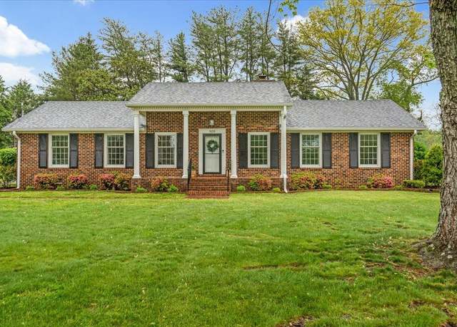 Property at 909 Mayfield St, Manchester, TN 37355, 4 beds, 2.5 baths