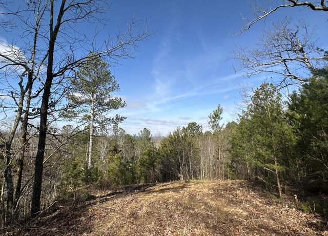 Property at 125 Fox Trail Dr, Old Fort, TN 37362