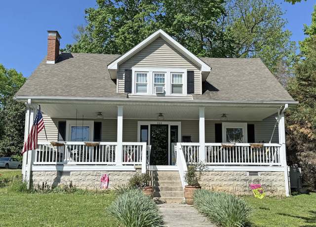 Property at 504 S Main St, Franklin, KY 42134, 3 beds, 2 baths