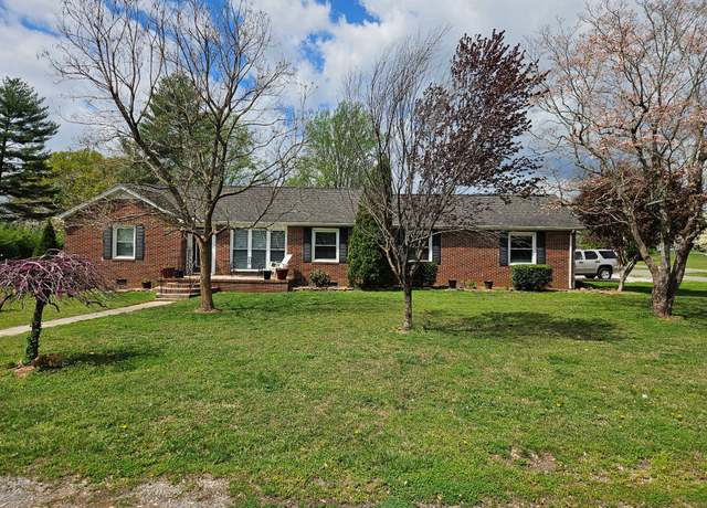 Property at 111 Dogwood Ln, Winchester, TN 37398, 3 beds, 1 bath