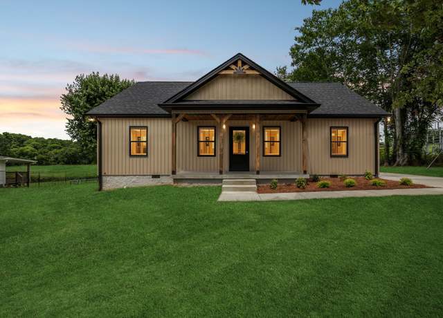 Property at 52 Hickman Hwy, Gordonsville, TN 38563, 3 beds, 2 baths