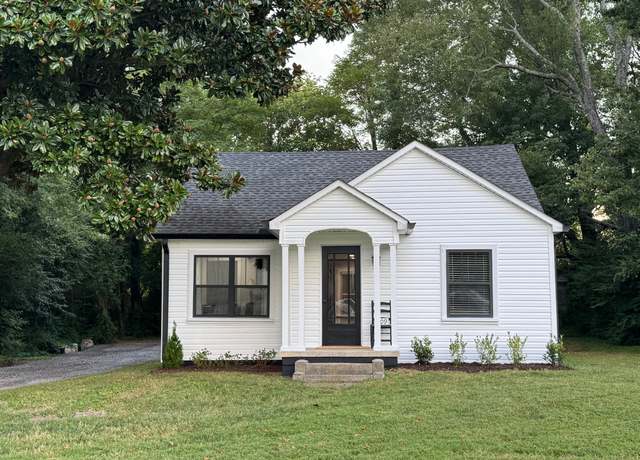 Property at 109 Wilson St, Smithville, TN 37166, 3 beds, 1 bath