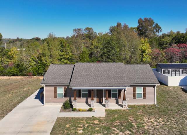 Property at 113 E Bomar Ct, Shelbyville, TN 37160, 3 beds, 2 baths
