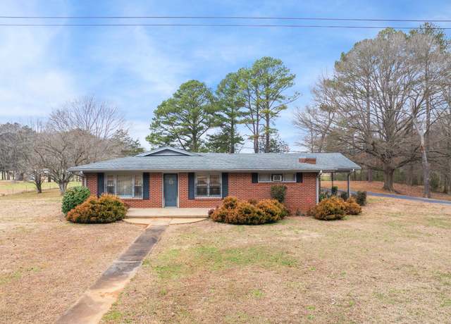 Property at 4519 Highway 100 E, Decaturville, TN 38329, 2 beds, 1 bath