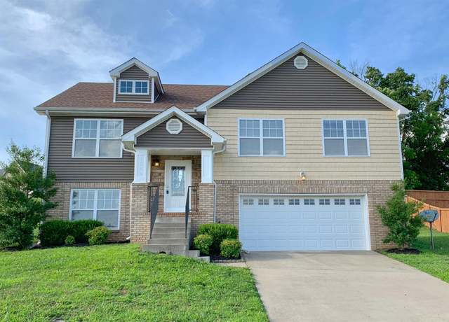 Property at 1069 Ishee Dr, Clarksville, TN 37042, 4 beds, 3 baths