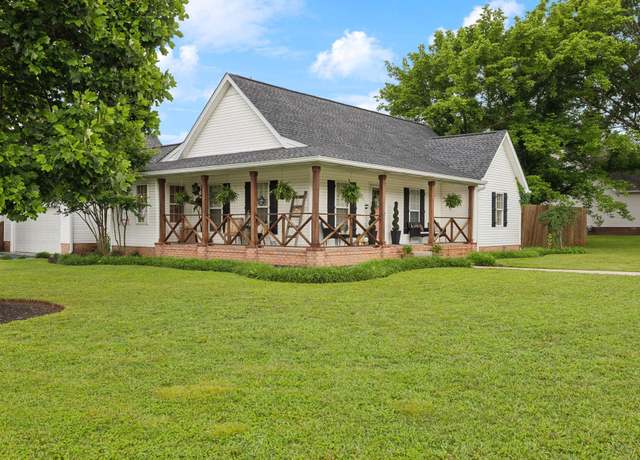 Property at 1507 Magnolia Dr, Murfreesboro, TN 37128, 3 beds, 2.5 baths