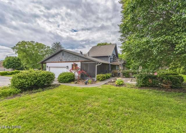Property at 853 Fall Lea, Sevierville, TN 37862, 3 beds, 2 baths