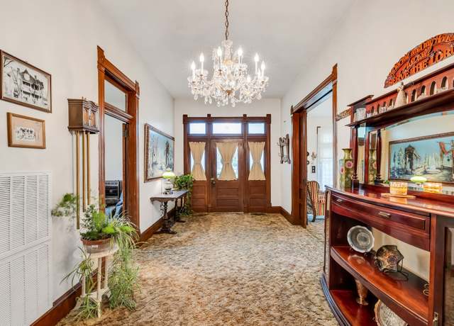 Property at 304 Russell St, Petersburg, TN 37144, 5 beds, 2 baths