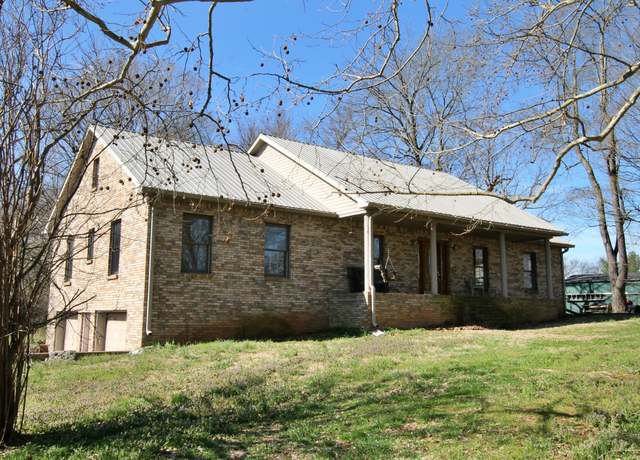 Property at 7618 Hwy 41 N, Adams, TN 37010, 3 beds, 4 baths