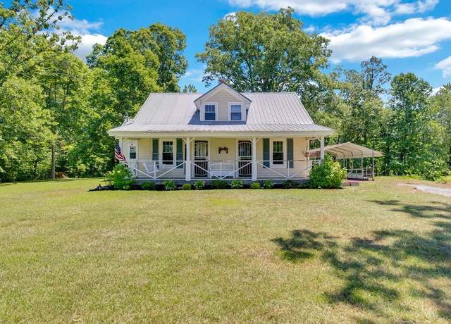 Property at 13593 Old Kentucky Rd, Walling, TN 38587, 1 bed, 1 bath