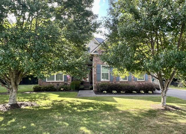 Property at 1401 Round Hill Ln, Spring Hill, TN 37174, 4 beds, 3 baths