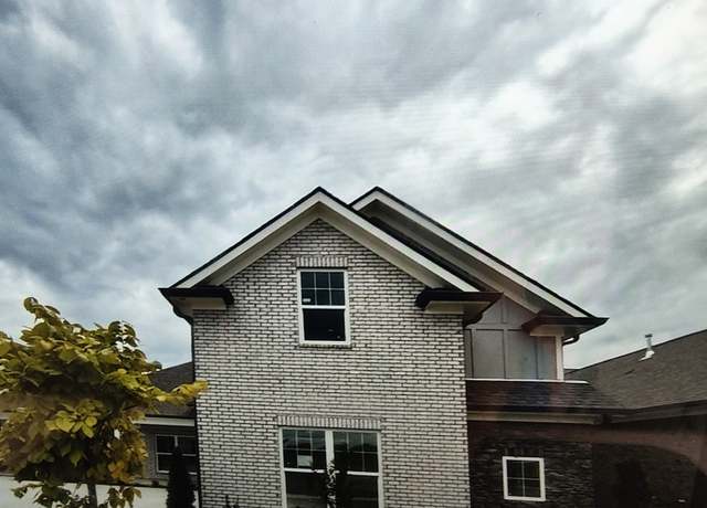 Property at 7200 Maddenwood Ln, Hermitage, TN 37076, 3 beds, 3 baths