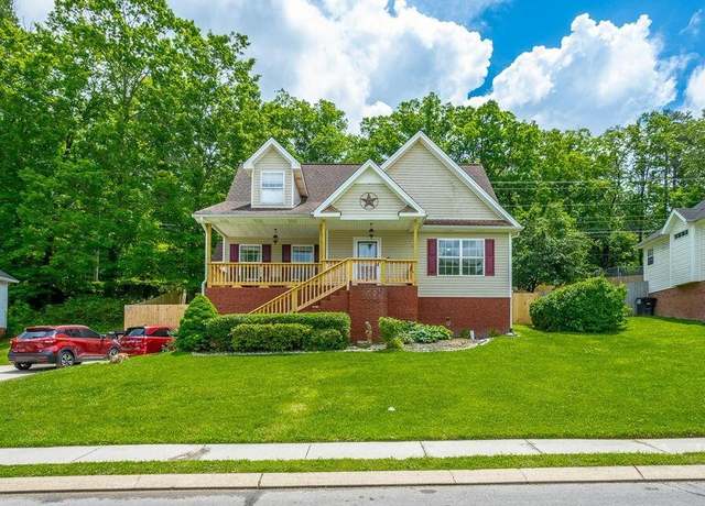 Property at 8424 Shadetree Ln, Ooltewah, TN 37363, 4 beds, 3 baths