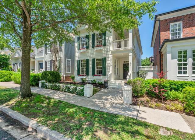 Property at 118 Jasper Ave, Franklin, TN 37064, 4 beds, 2.5 baths