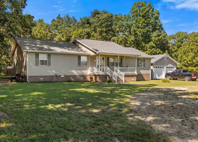 Property at 173 Twin Oaks Dr, Hohenwald, TN 38462, 3 beds, 2 baths
