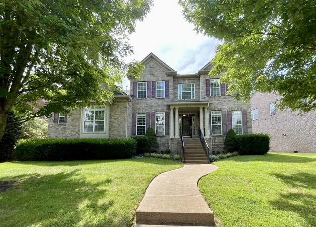 Property at 3085 Oxford Glen Dr, Franklin, TN 37067, 5 beds, 3.5 baths
