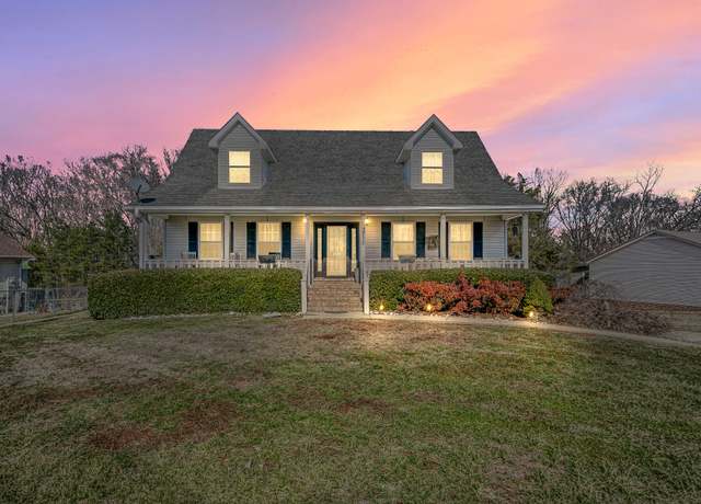 Property at 3715 Woodtrace Ct, Cookeville, TN 38501, 3 beds, 2.5 baths