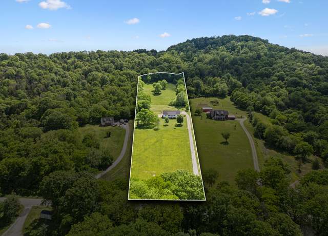 Property at 121 Lock Seven Ln, Carthage, TN 37030, 3 beds, 2 baths