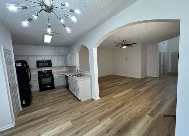 Property at 8428 Charbay Cir, Brentwood, TN 37027, 3 beds, 2.5 baths