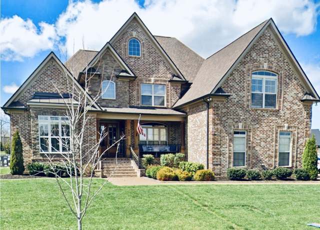 Property at 148 Springfield Dr, Lebanon, TN 37087, 4 beds, 3.5 baths