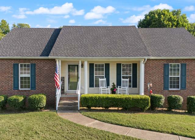 Property at 909 College St, Portland, TN 37148, 4 beds, 3 baths