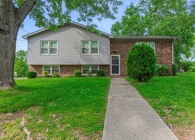 Property at 600 Holiday Park Dr, Hopkinsville, KY 42240, 5 beds, 3 baths